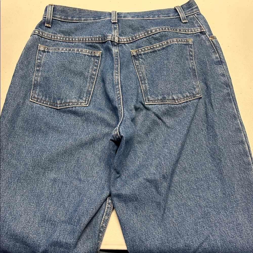 L.L. Bean Original Fit/Relaxed Jeans - Picture 4 of 6